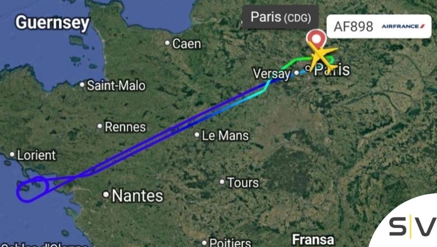 Giant Airplane Turns Back Due to Possible Damage to Phone Battery