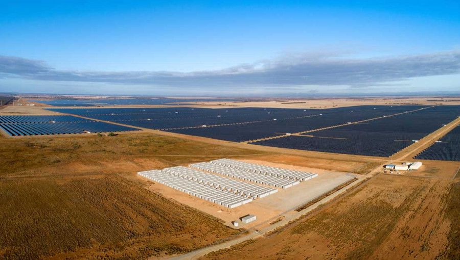 Australia Launches First Eight Hour Duration Battery Storage System