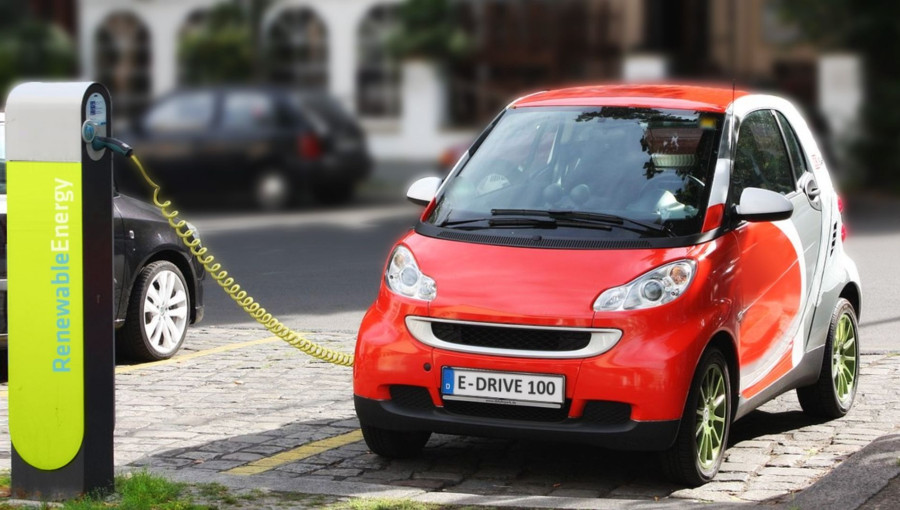 Battery Electric Vehicles Dominate Passenger Market Over Hydrogen