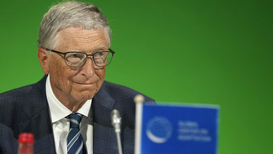 Bill Gates Climate Memo Ignites Polarized Debate
