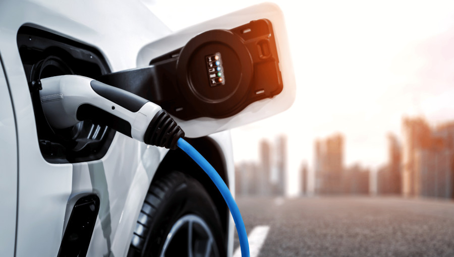 Breakthrough EV Battery Promises 500-Mile Range and 12-Minute Charge