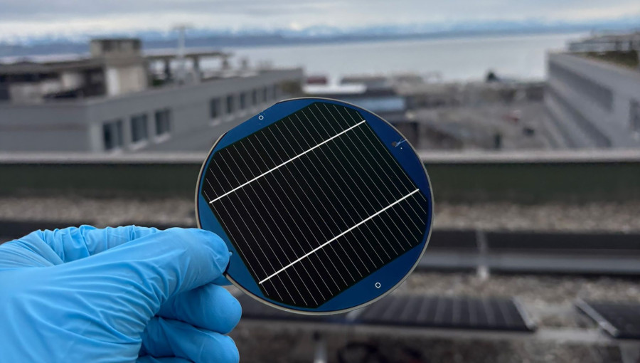Breakthrough Solar Cell Hits Record 30 Percent Efficiency
