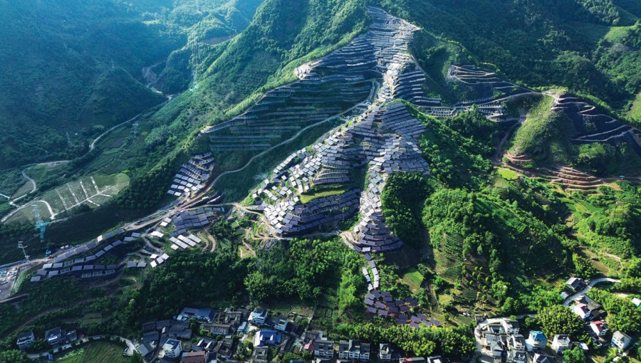 China Leads Global Perovskite Solar Revolution Amid Emissions Concerns