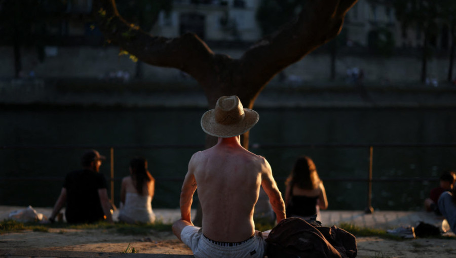 Global Temperatures Likely To Breach Critical Warming Threshold