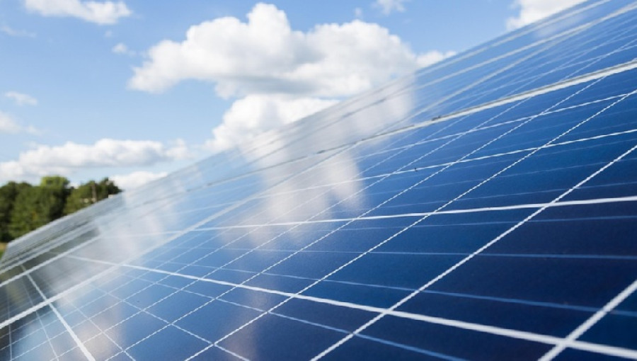 Greece Protects Solar Producers From Zero Price Market Volatility