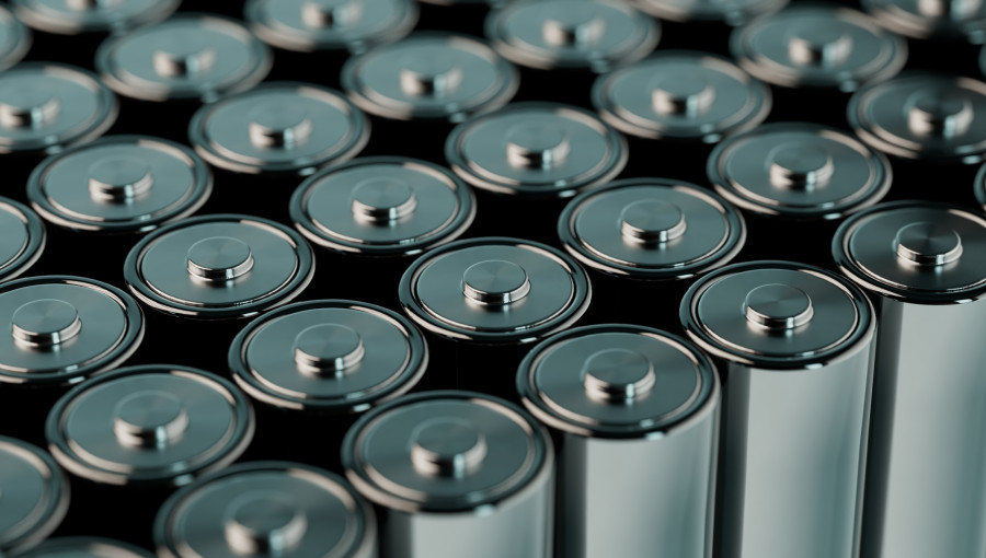 New Hybrid AI Boosts Battery Life Prediction Accuracy