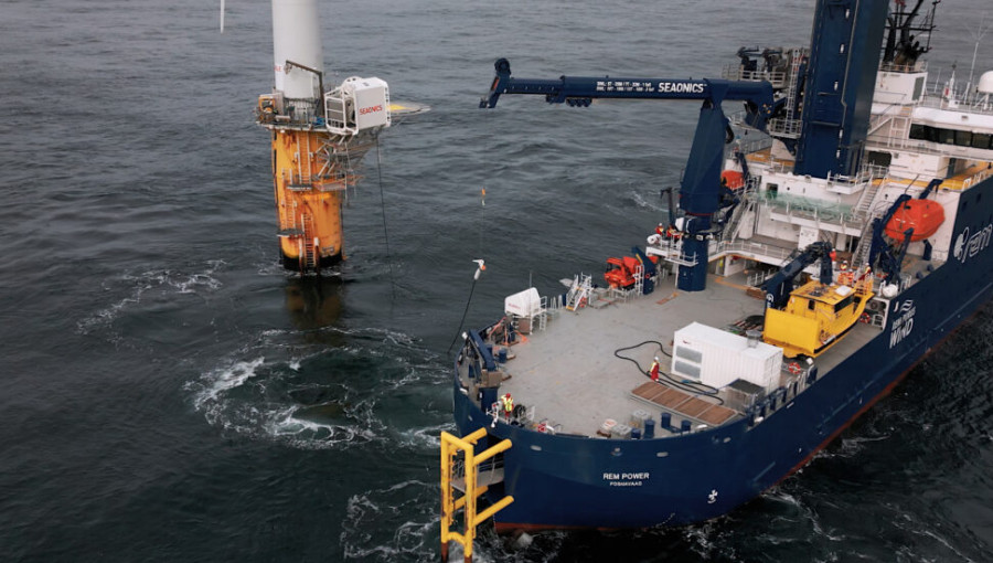 New Magnetic System Charges Electric Ships At Sea