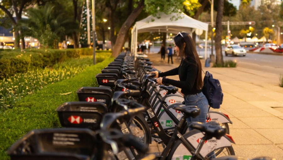 New Urban Model Feeds Cities Cuts Carbon