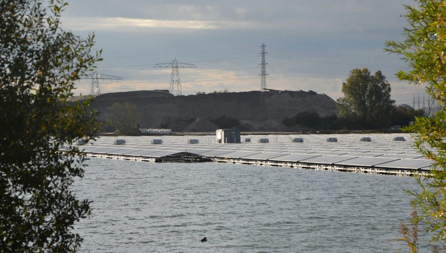 Revolutionizing Clean Energy: The Case for Floating Solar