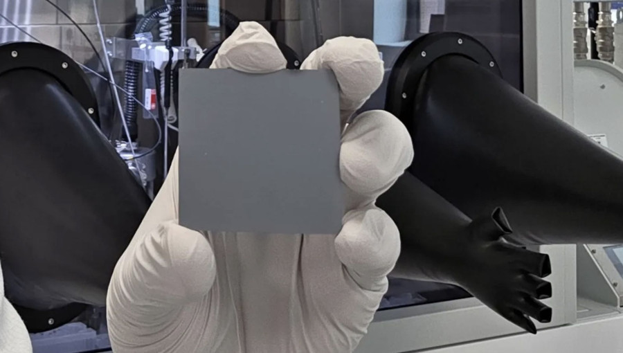Revolutionizing Space Solar Power with Lightweight Technology