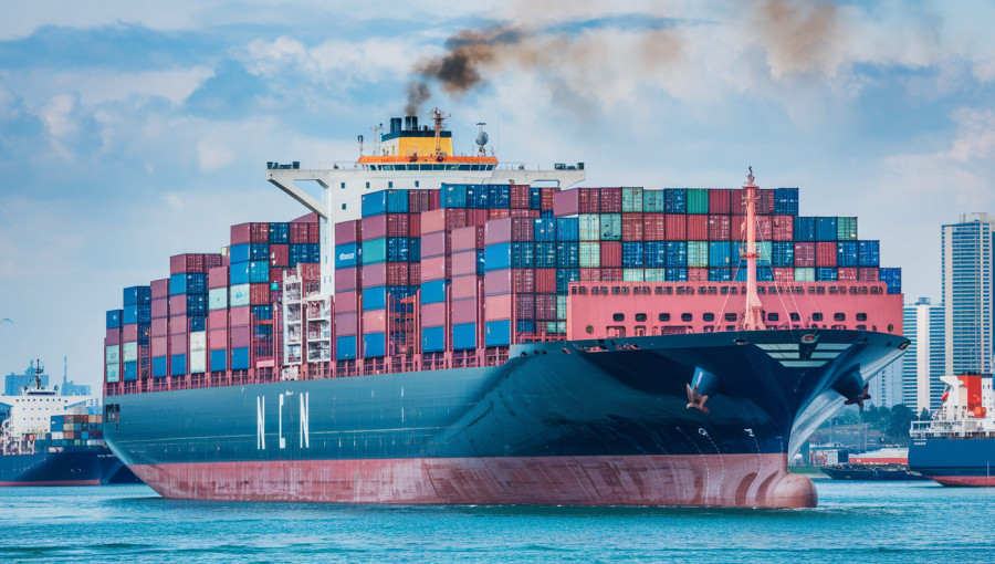 Shipping Industry Faces Delays in Transitioning to Clean Fuels