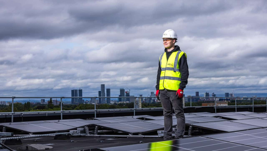 Solar Panels Last Three Decades: Surprising Durability Revealed