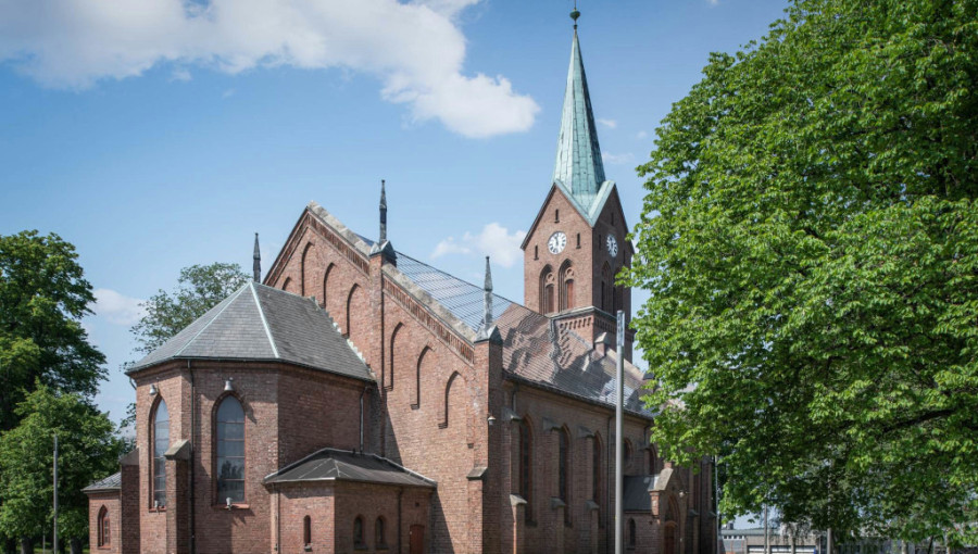 Solar Tiles Preserve Norway's Historic Neo-Gothic Church