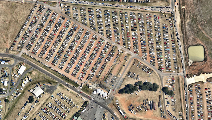 Transforming Cities: EVs and Hot Water as Energy Storage