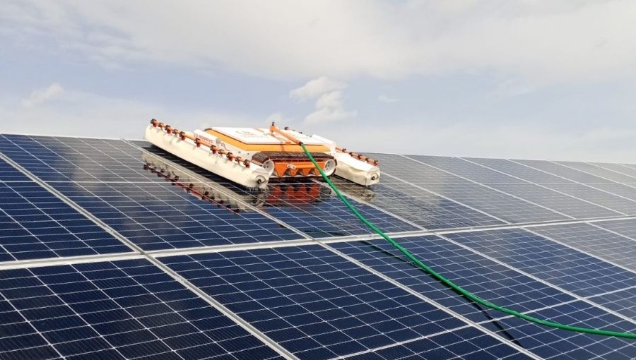 Why Should I Clean Solar Panels with Cleaning Robots?